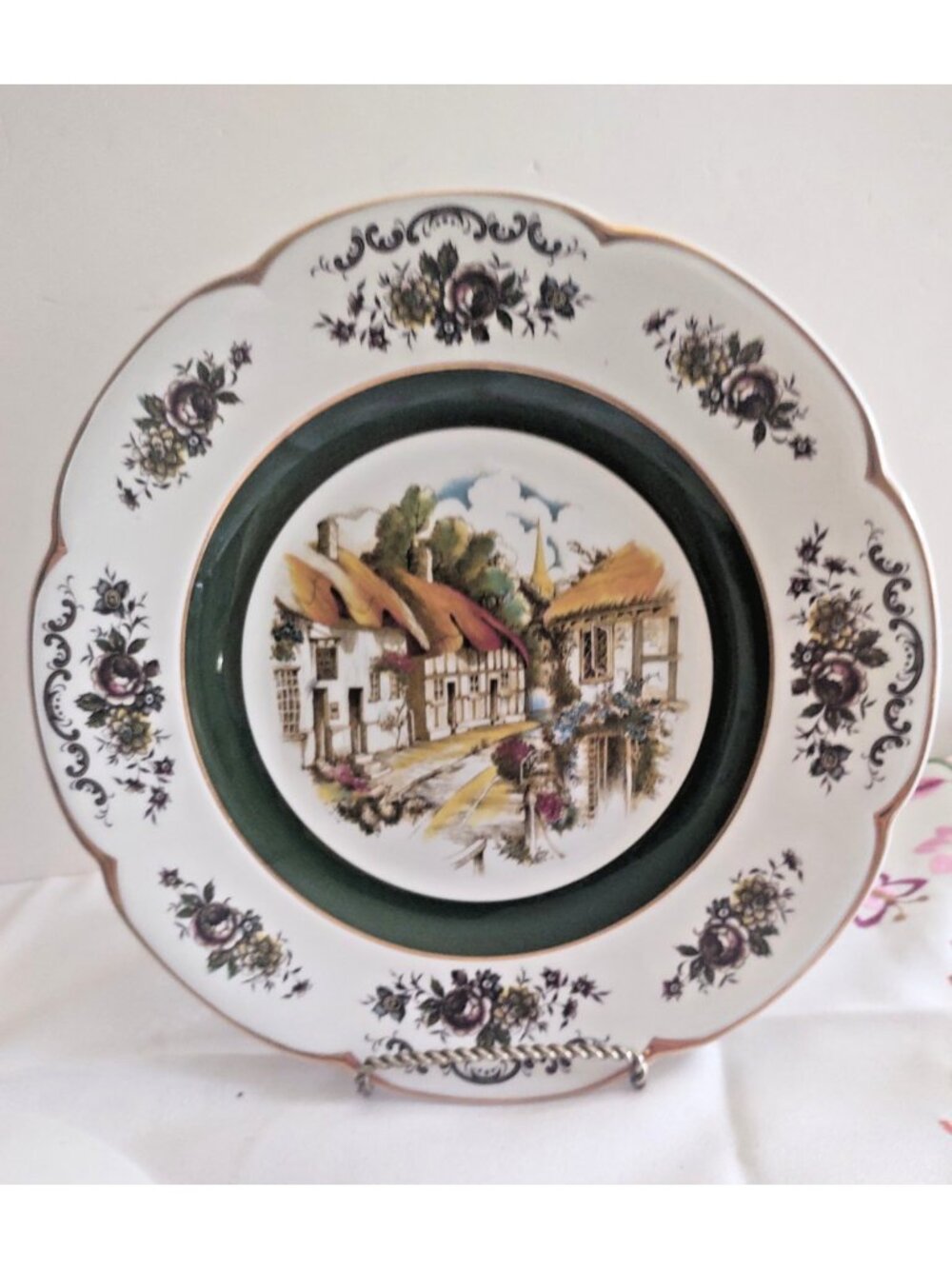 vintage Wood & Sons English decorative plate "Ascot" pattern with a rural scene